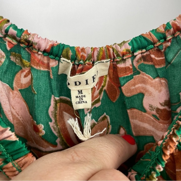 NWT JODIFL green pink floral short puff sleeve top Sz M - Picture 3 of 8